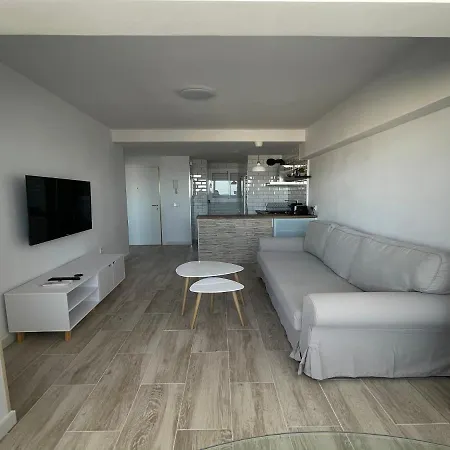 Gemelos 15 By Gestaltur ベニドルム